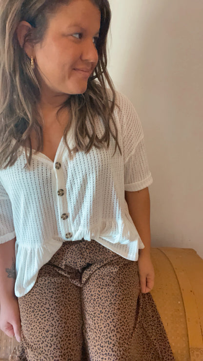 Vintage-Inspired Leopard Wide Leg Pants